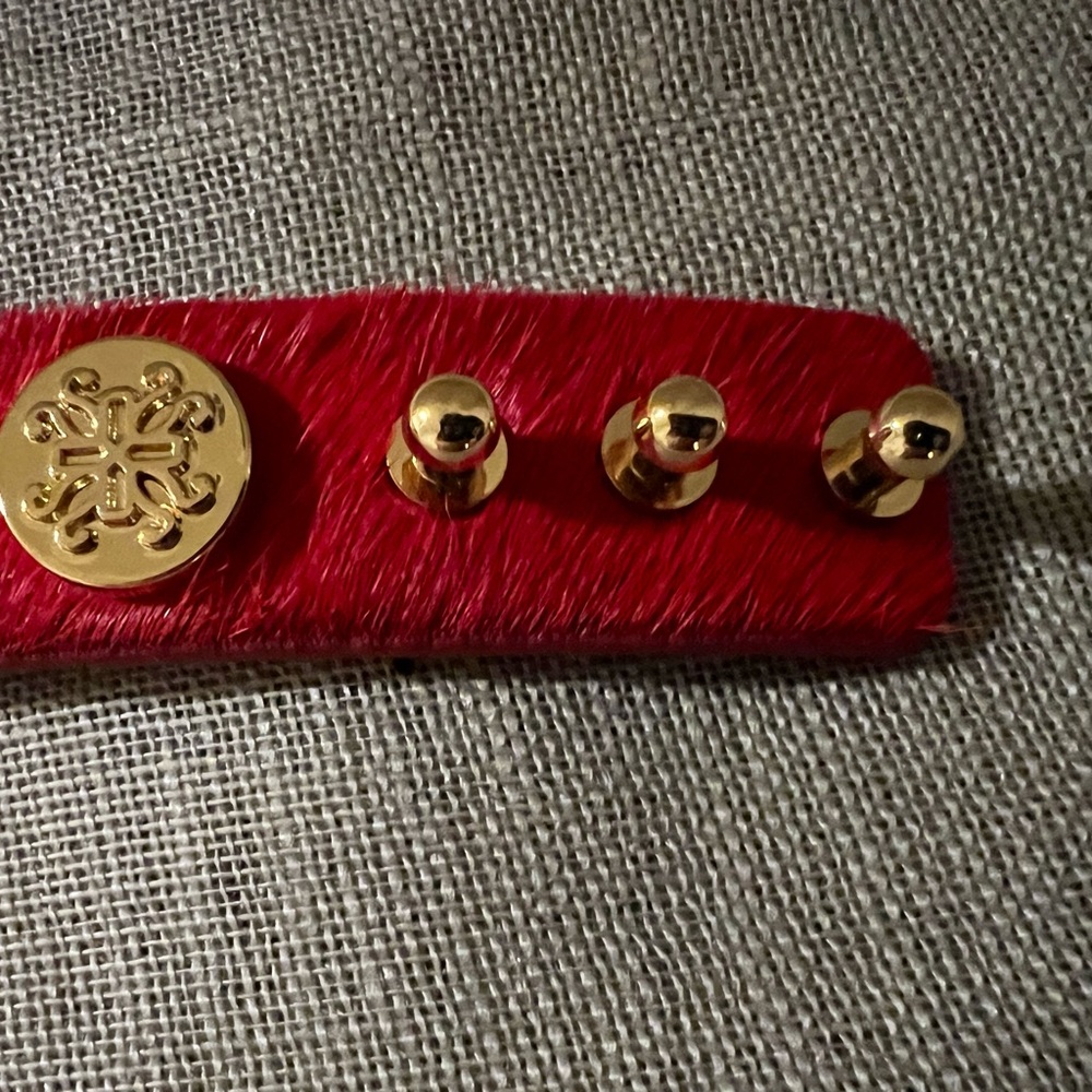 Rustic Cuff Red Logo button bracelet - Picture 3 of 8